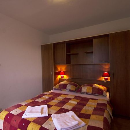 Apartmani Vila Caska Camera foto