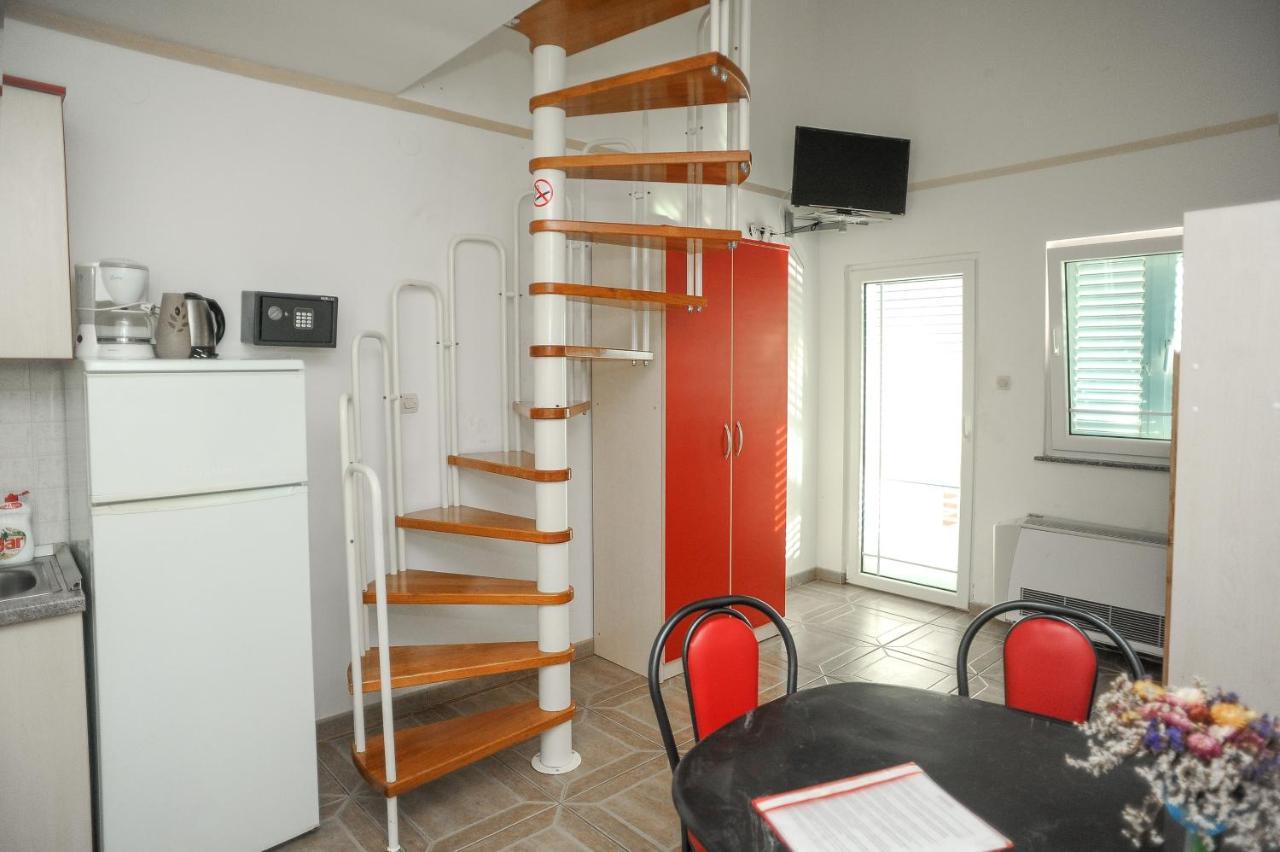 Apartmani Vila Caska Esterno foto