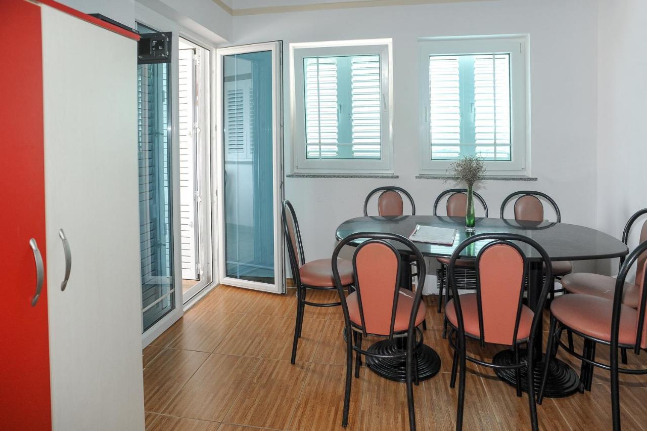 Apartmani Vila Caska Esterno foto