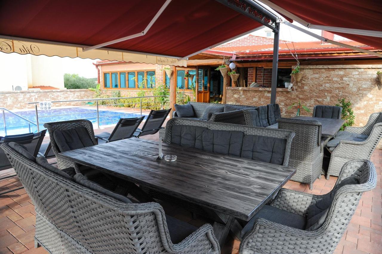 Apartmani Vila Caska Esterno foto